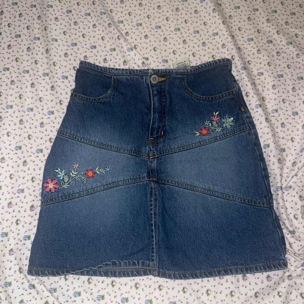 Vintage Girls Faded Glory Blue Denim Skirt with Floral Embroidery